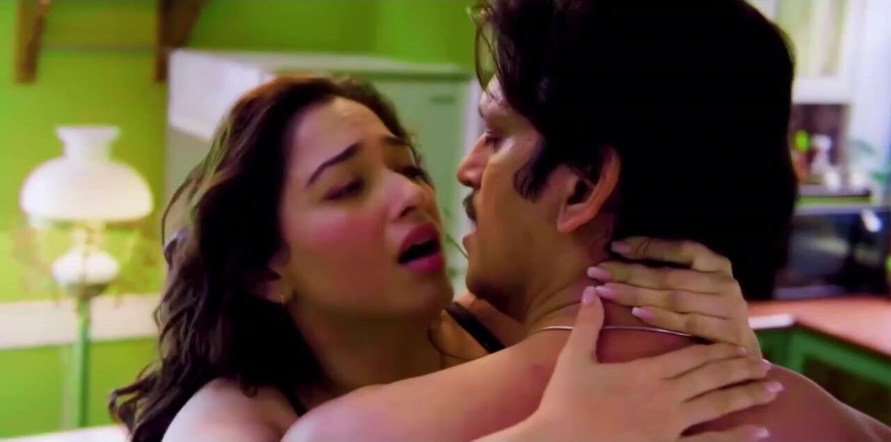 Tamanna Bhatia controversial sex scenes (Cumlicious compilation!)