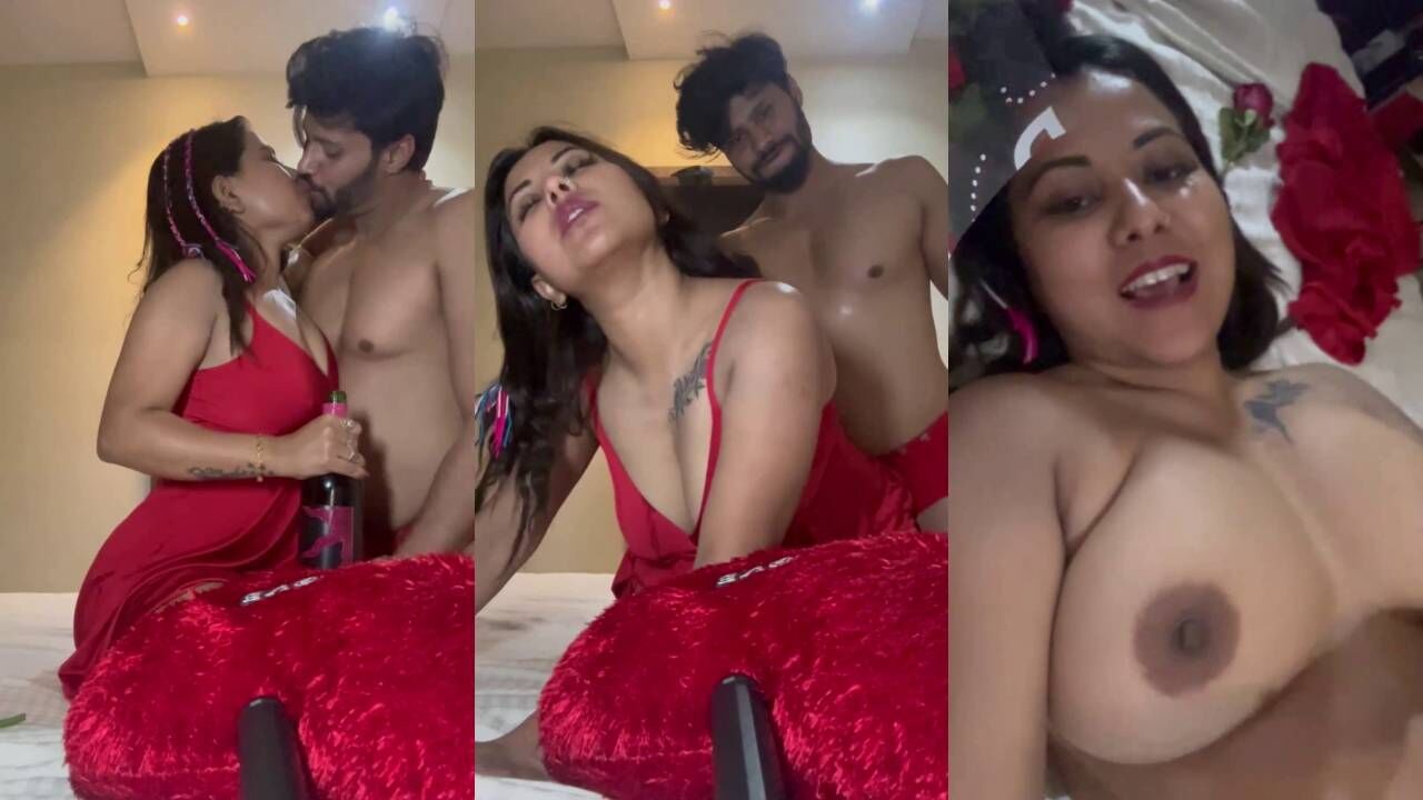 Sexy Assamese actress Tina Valentine's day romantic fucking